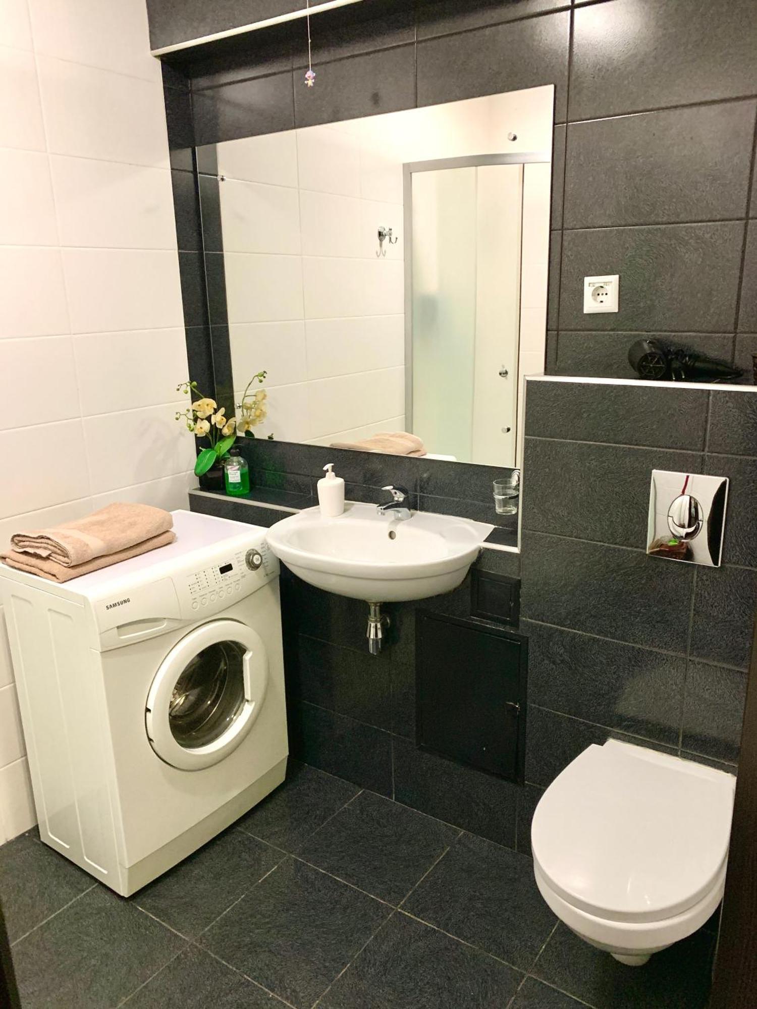 Apartment In Kharkiv , Prospect Nauki 19A Экстерьер фото